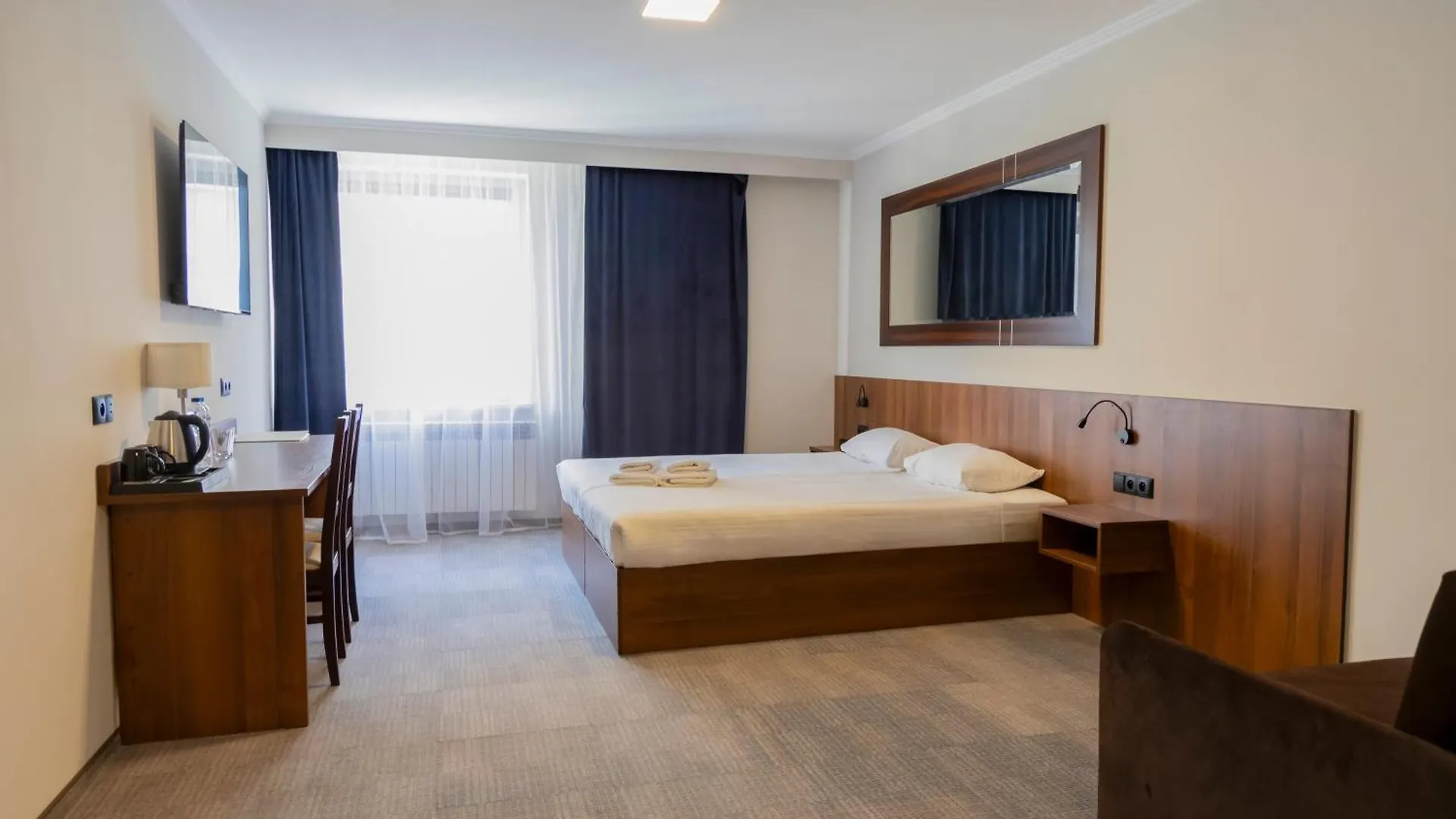 Hit Hotel Warszawa Polen