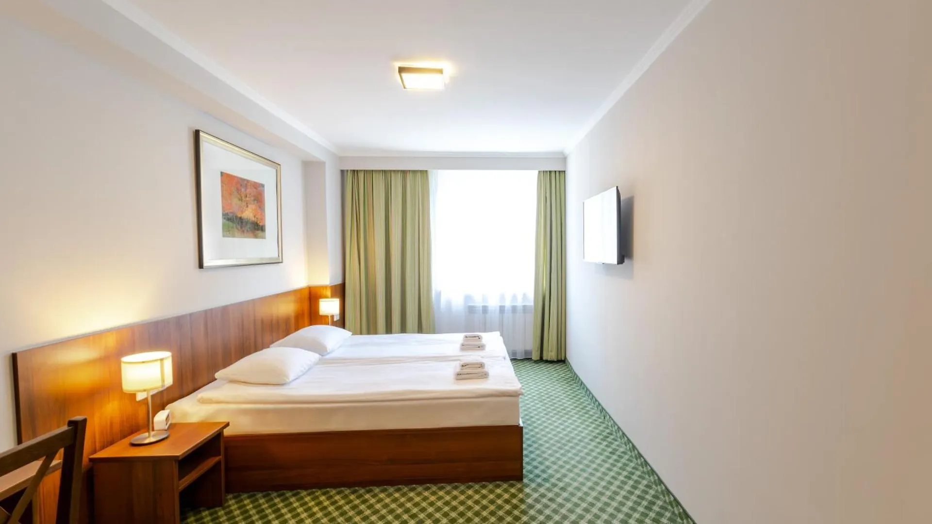 Hit Hotel Warsaw 3*,