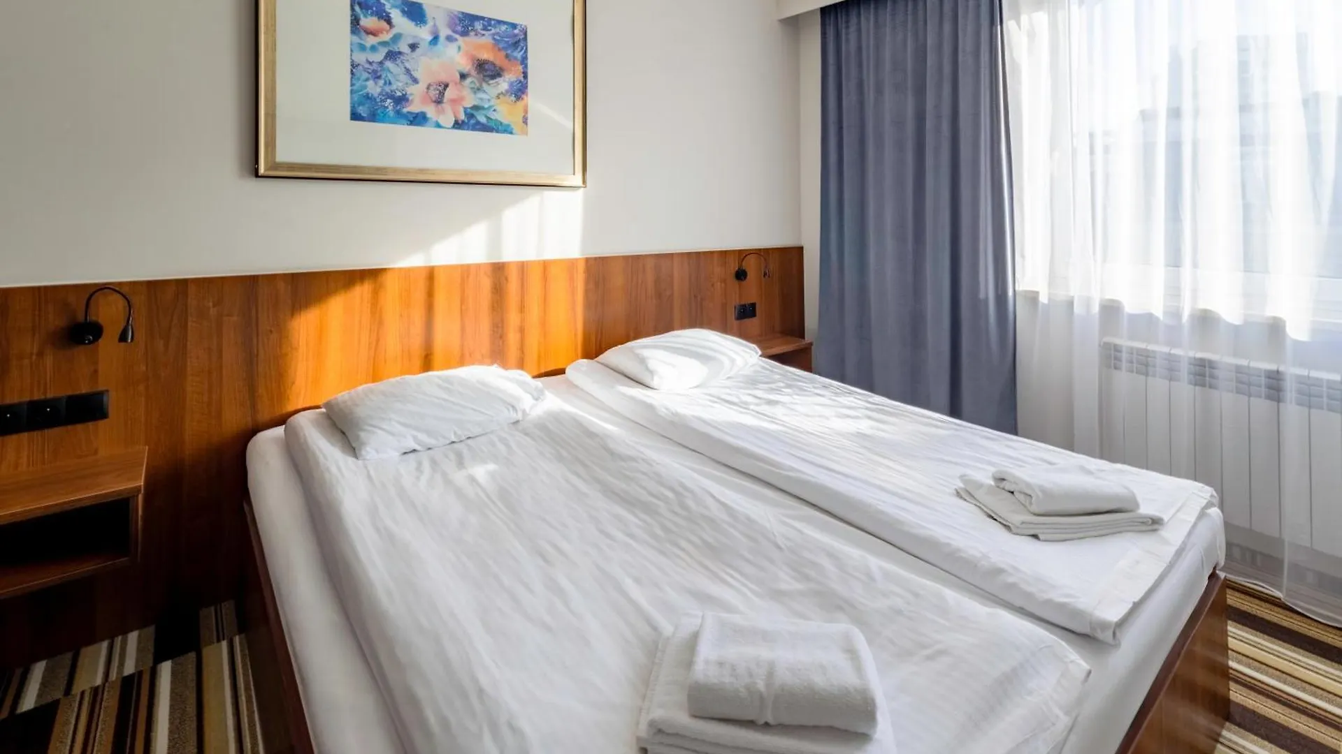 Hit Hotel Warsaw