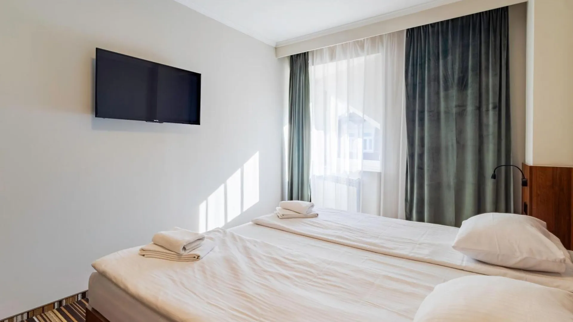 Hit Hotel Warsaw