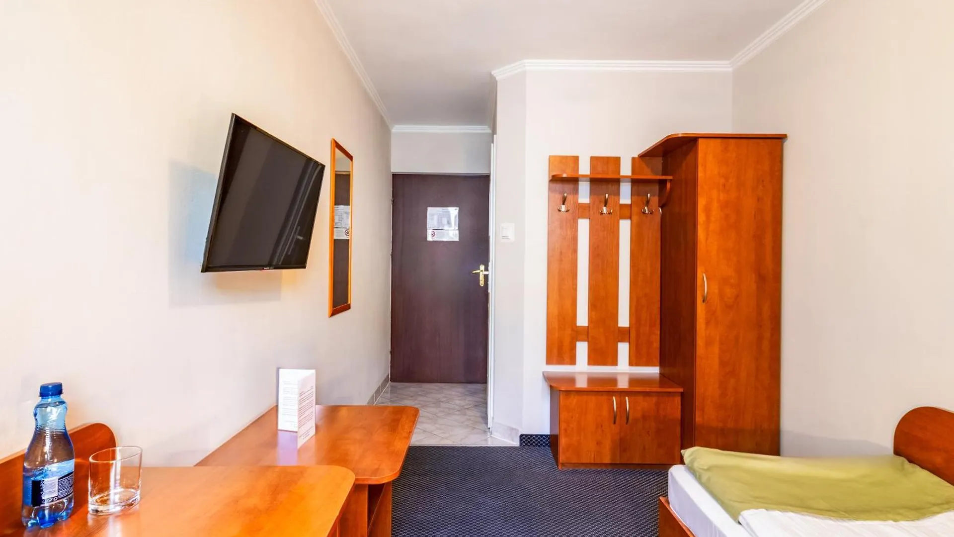 ***  Hit Hotel Warsaw Poland