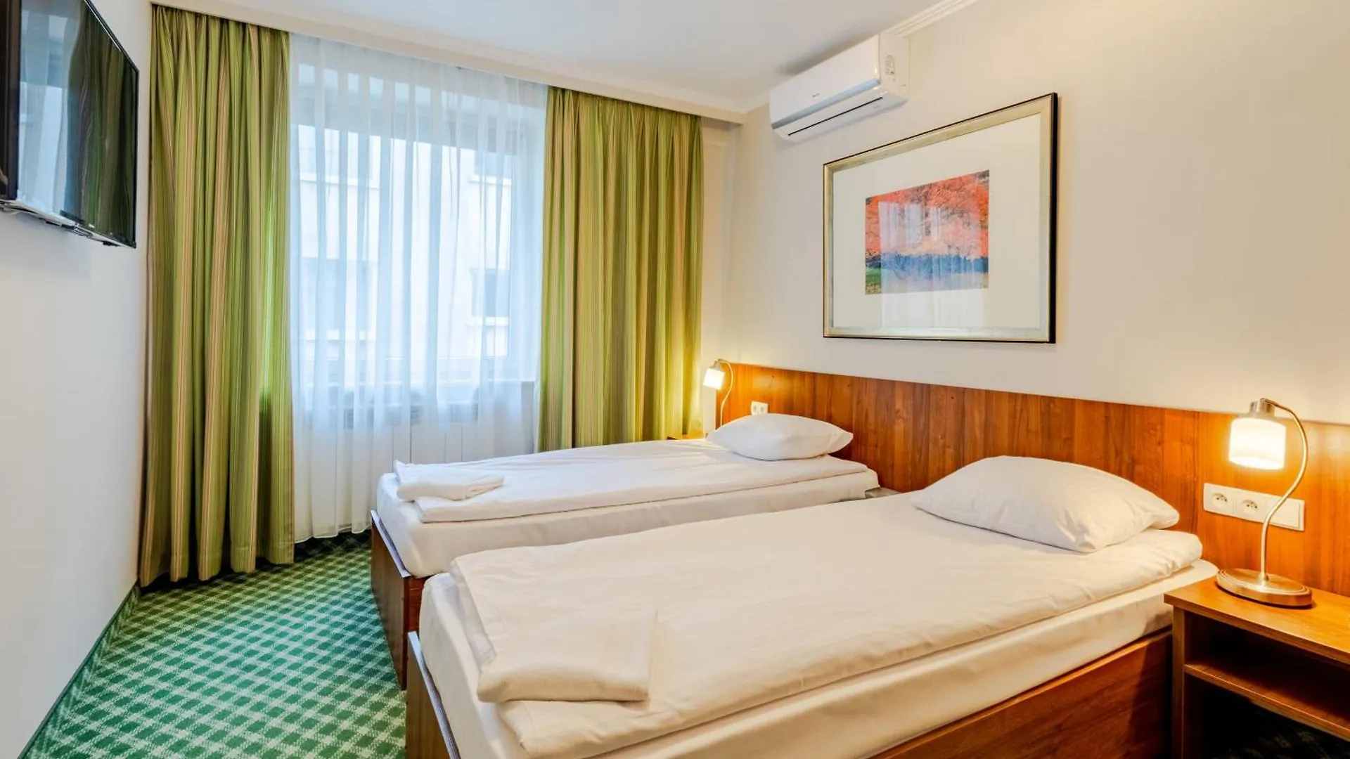 Hit Hotel Warsaw